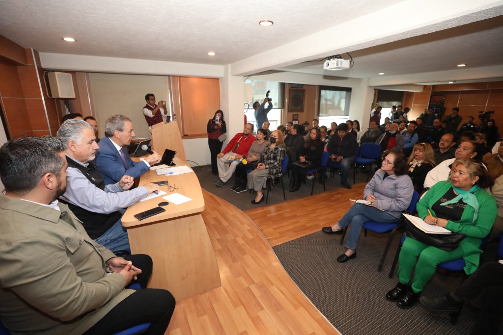 Se reúne Pepe Chedraui con colonos