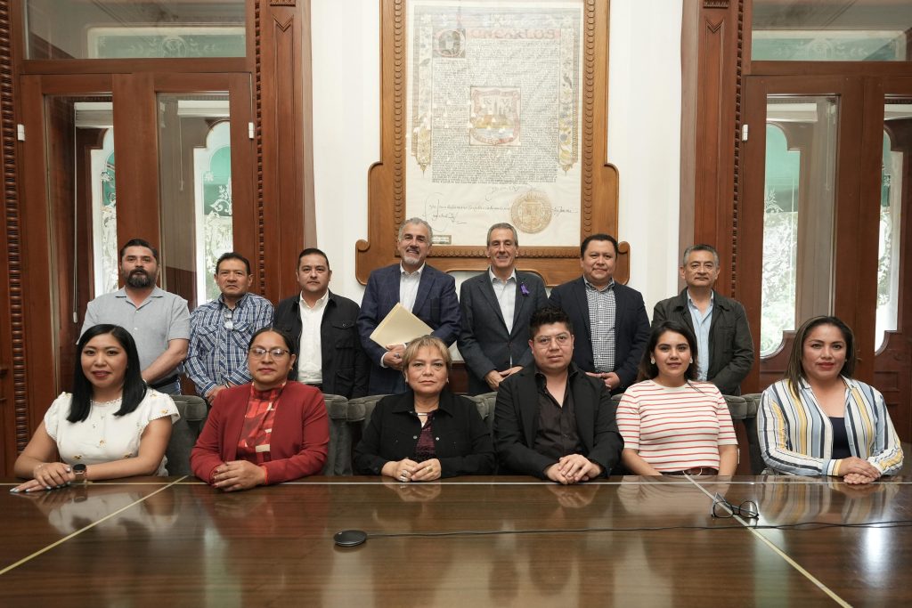 Reunión con consejo directo de Puebla